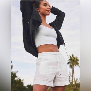 NWT Athleta Retreat Linen Calla Lilly White Shorts Size Small (#658548)